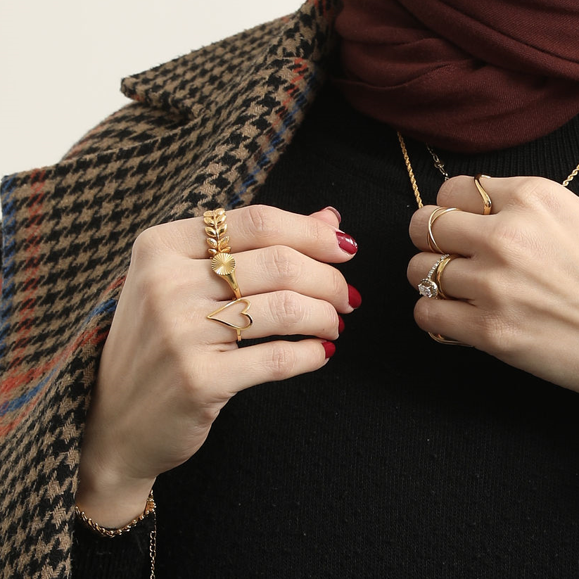 Heart Silhouette Ring