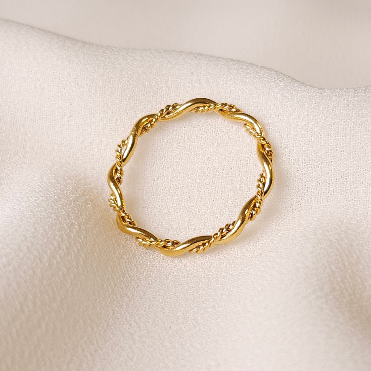 Entwine Ring