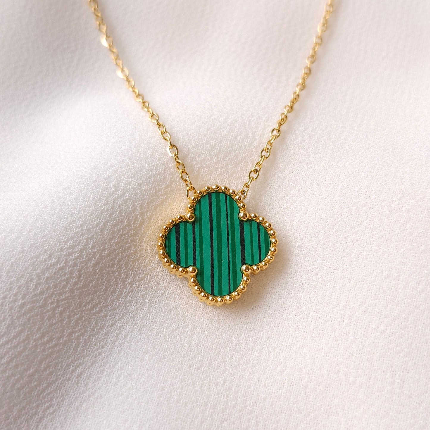 Clover Pendant Necklace