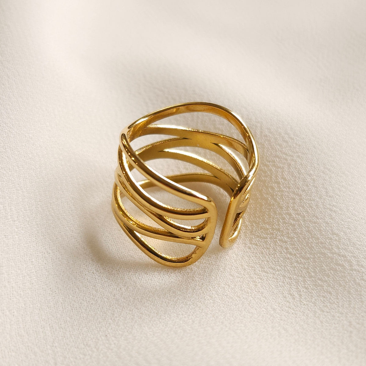 Eternal Flow Ring