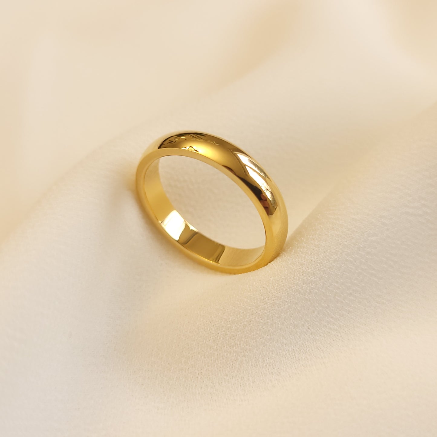 Essential Band Ring
