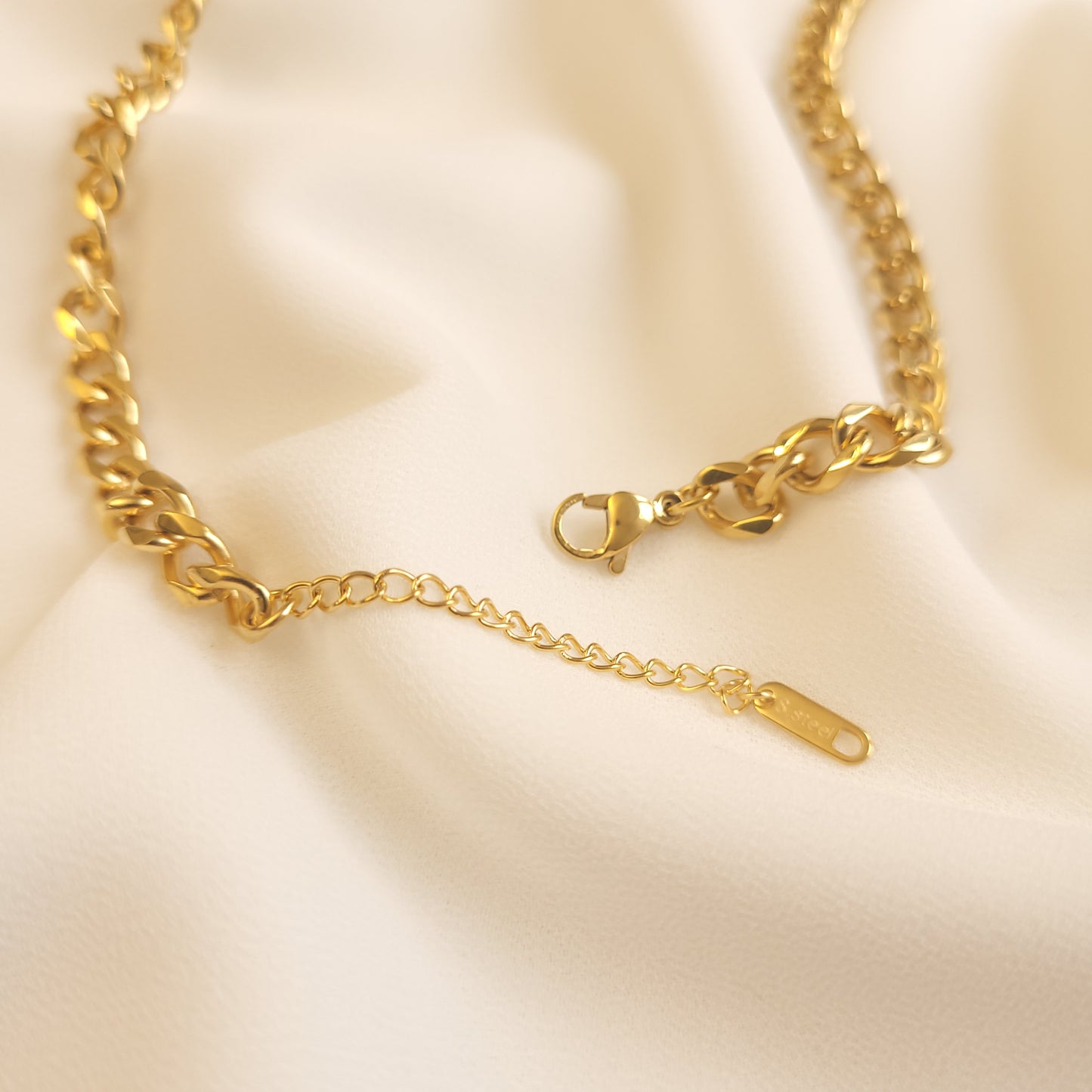 Gold Chunky Cuban Chain Necklace