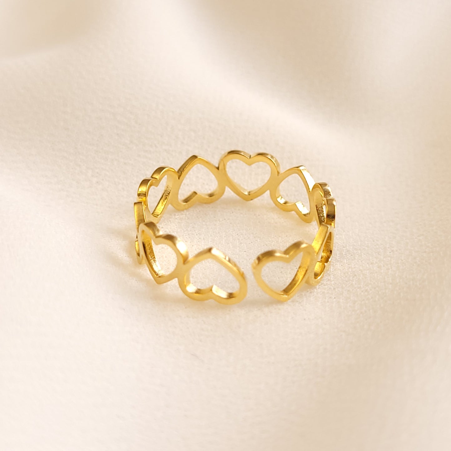 Circle of Hearts Ring