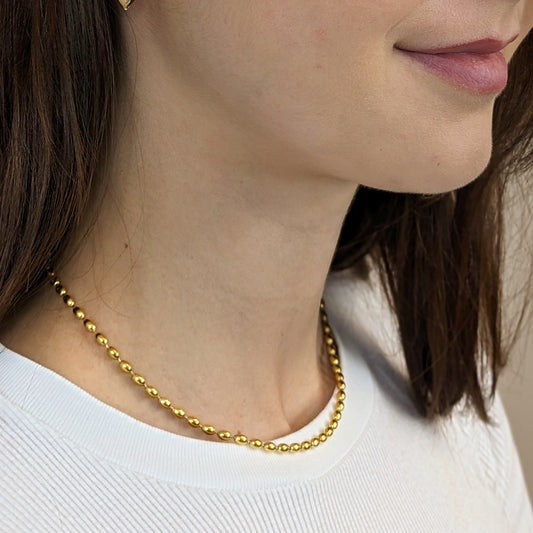 Collier de perles ovales