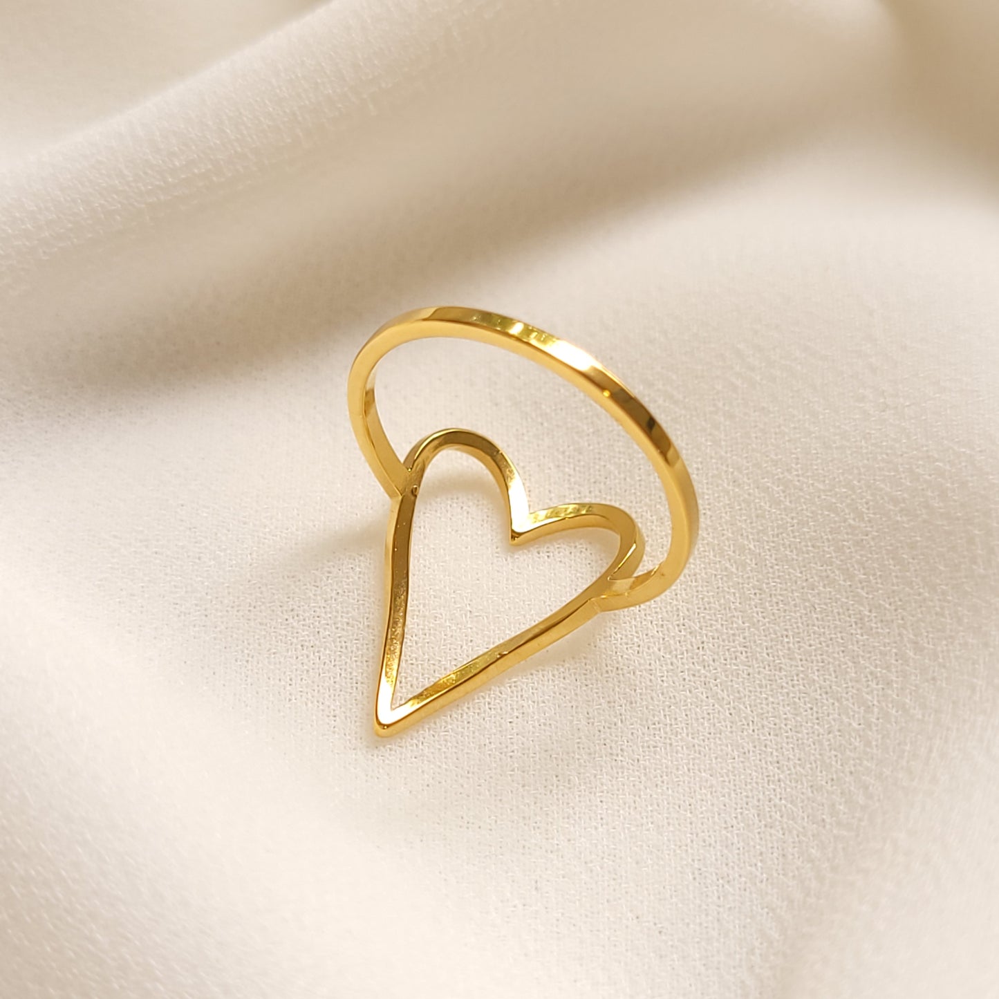 Heart Silhouette Ring