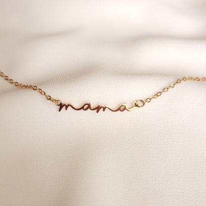 Collier Maman en écriture cursive