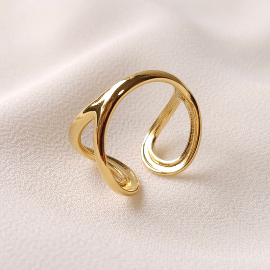 Infiniti Curve Ring