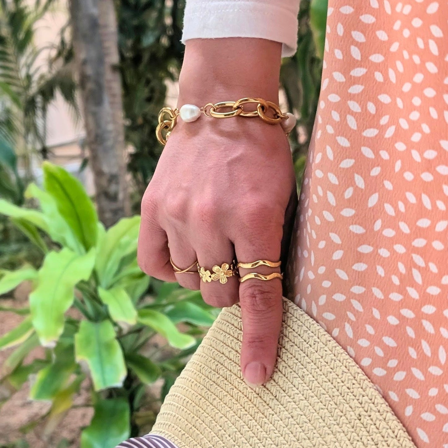 Double Wave Ring
