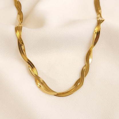 Collier chevrons tressés