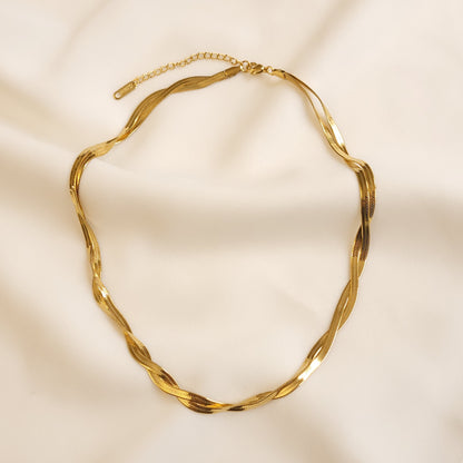 Collier chevrons tressés