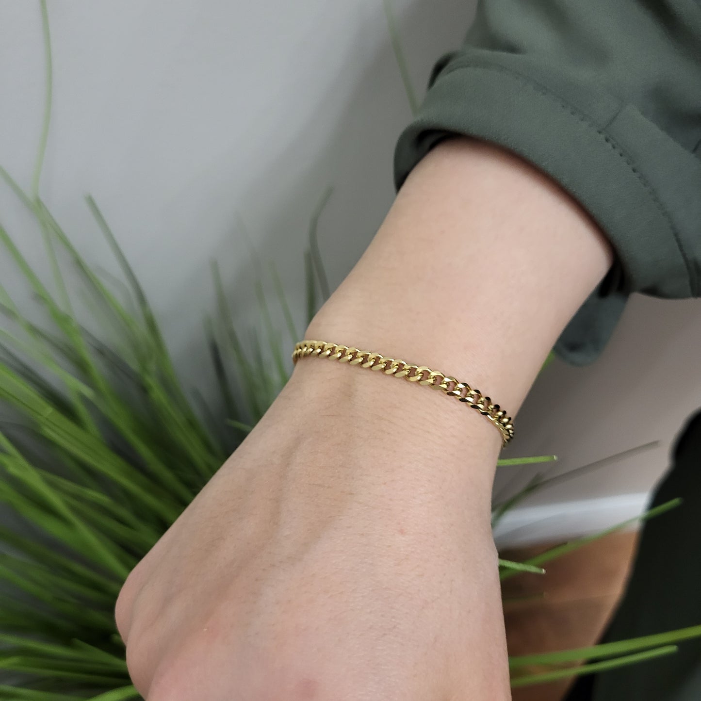 Dainty Cuban Chain Bracelet