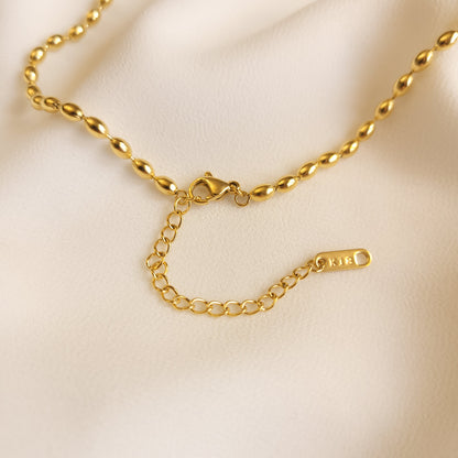 Collier de perles ovales
