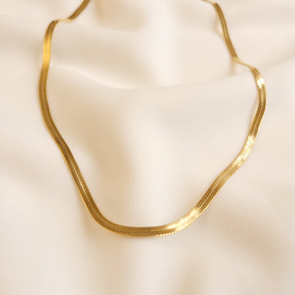 Collier à chevrons classique