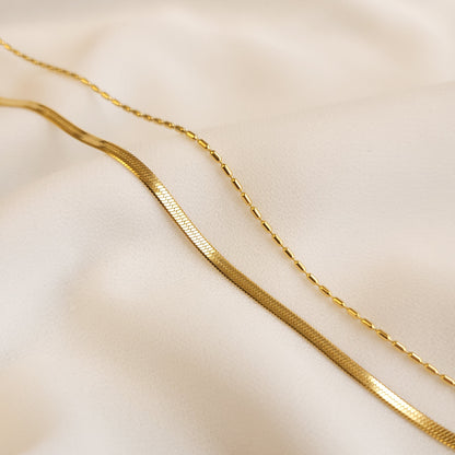 Collier à chevrons et perles ovales