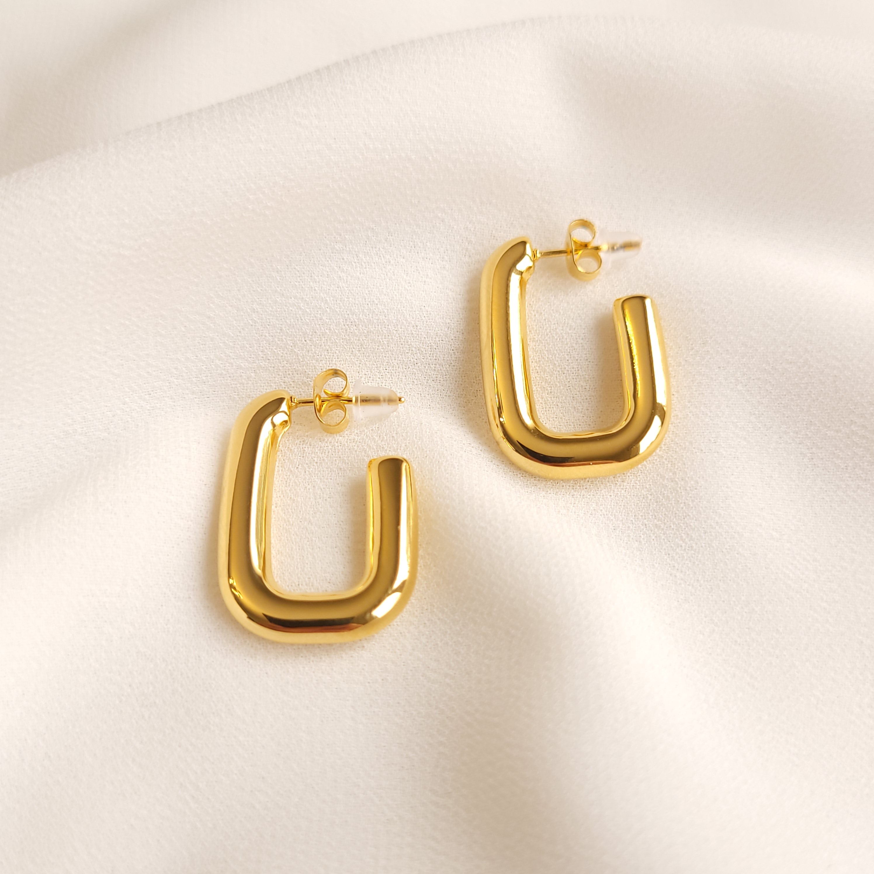 Geometric square outlet earrings